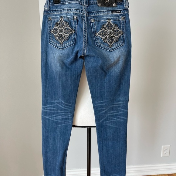 Miss Me size 27 bling rocker western Y2K embellished white stitching denim jeans - Picture 16 of 16